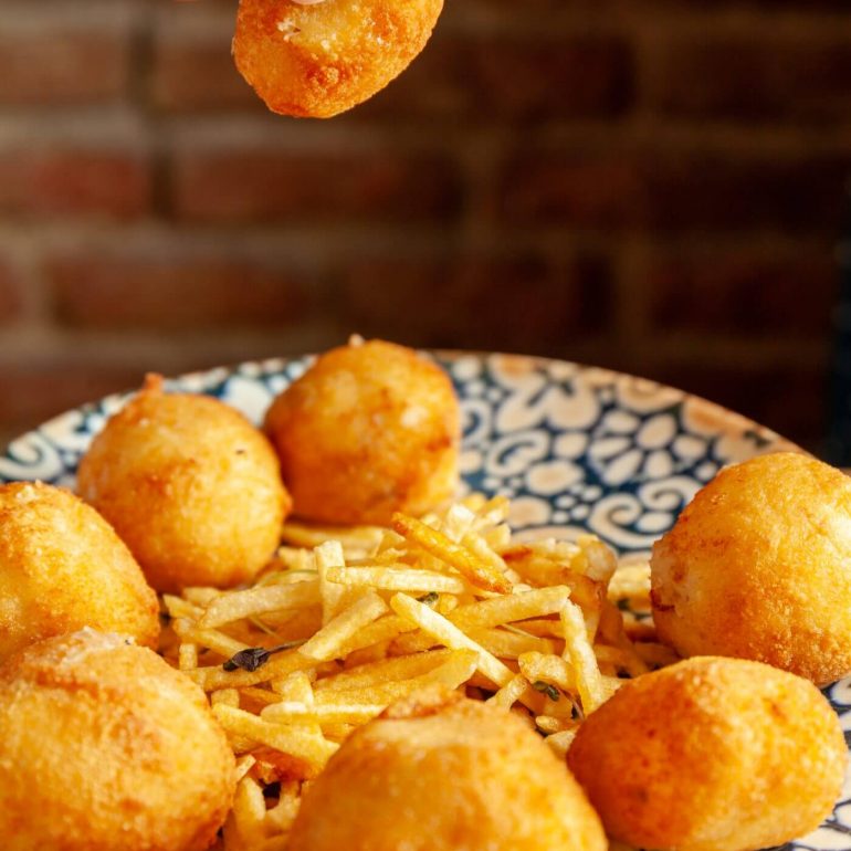 La Cabezona - Croquetas cremosas caseras de jamón ibérico